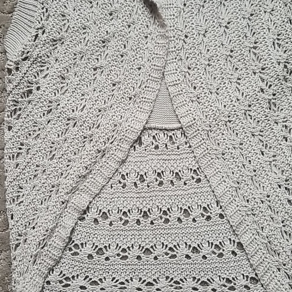 HOOKED UP💕 by I.O.T Sandy Beige Sweater Vest NWT - Picture 8 of 8